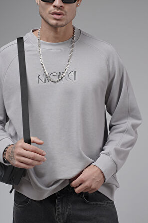 Ribanalı Yaka Reglan Kol Baskılı Oversize Kalıp Sweat