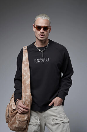 Ribanalı Yaka Reglan Kol Baskılı Oversize Kalıp Sweat