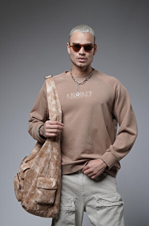 Ribanalı Yaka Reglan Kol Baskılı Oversize Kalıp Sweat