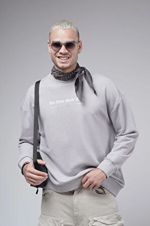 Oversize Kalıp Baskılı Yaka Kol Ribanalı Sweat