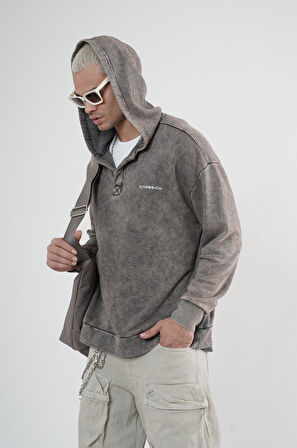 Kapüşonlu Çıt Çıt Detaylı Yıkamalı Oversiza Kalıp Sweatshirt