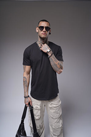 V Yaka Düz Basic Regular Kalıp Erkek Tişört