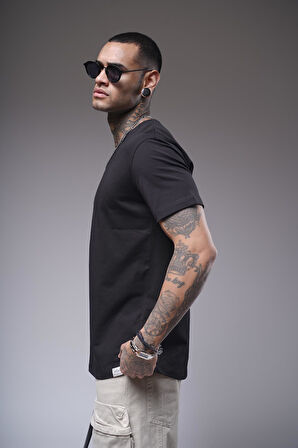 V Yaka Düz Basic Regular Kalıp Erkek Tişört