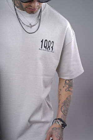 Oversize Kalıp 1983 Yazılı Baskılı Unisex Tişört