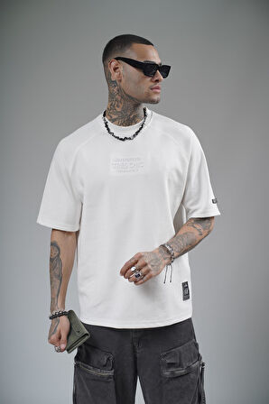 Kabartma Baskılı Reglan Kol Unisex Oversize Kalıp Tişört