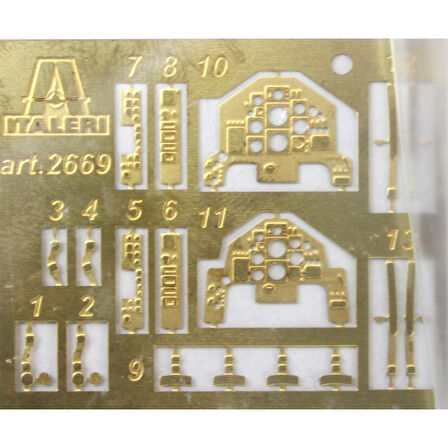 Academy 12236 1/48 Ölçek, ROK Airforce T-59 Hawk Mk. 67 Savaş Uçağı, Plastik Model kiti