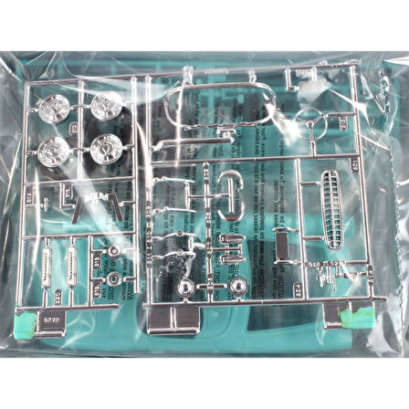 AMT 1016 1/25 Ölçek, 1957 Chevy Corvette Convertible Molded in Aqua Araba, Plastik Model kiti