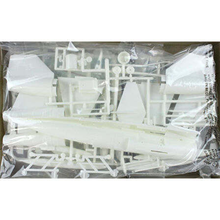 AMT 953 1/48 Ölçek, Star Trek F104 Starfighter Uzay Aracı, Plastik Model kiti