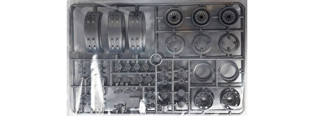 Italeri 3868S 1/24 Ölçek, Timber Trailer Tır Dorsesi, Plastik Model kiti