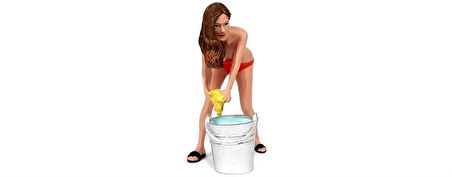 American Diorama AD76364 1/24 Ölçek, Araba Yıkayan Bikinili Kız (Cindy) Sergilemeye Hazır Plastik Figürü with water bucket