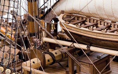 Occre 14005 1/54 Ölçek, Endeavour, 82 cm. Yelkenli İngiliz Keşif Gemisi, Ahşap Model Kiti