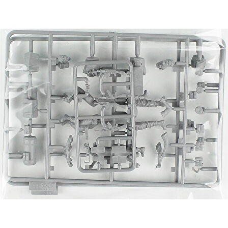 AK 35017 1/35 Ölçek, 4 Adet Teknik Mürettebat, Plastik Figür Kiti