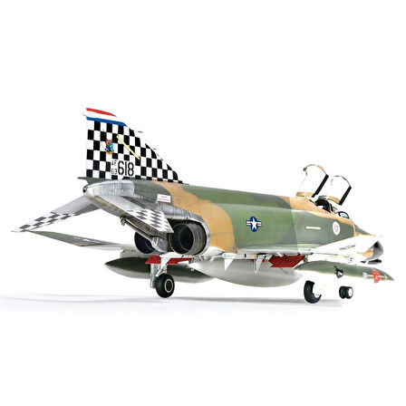SWS 48-06 1/48 Ölçek, F-4C Phantom II Savaş Uçağı, Plastik Model kiti