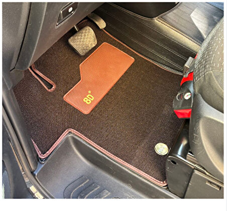 Mercedes Vito 2023 Sonrası Aracına Özel 8D Çift Katmanlı Havuzlu Paspas Takımı