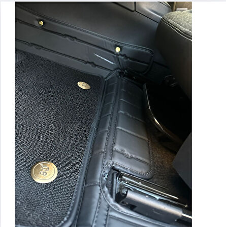 Jeep Compass 2017-2025 Arası Aracına Özel 8d Çift Katmanlı Havuzlu Paspas Takımı