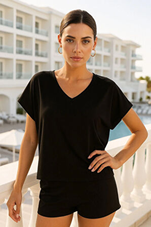 Kadın Siyah Viskon Ön Arka V Yakalı T-shirt Yarasa Kol Relaxed Bluz