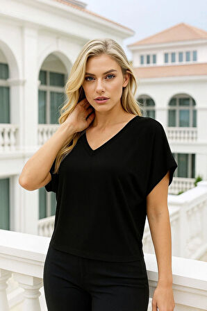 Kadın Siyah Viskon Ön Arka V Yakalı T-shirt Yarasa Kol Relaxed Bluz