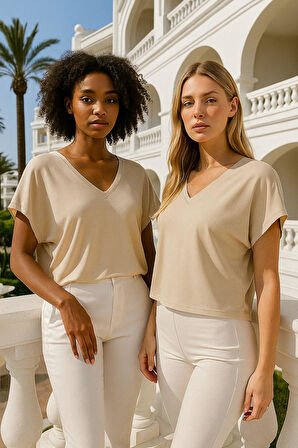 Kadın Bej Viskon Ön Arka V Yakalı T-shirt Yarasa Kol Relaxed Bluz