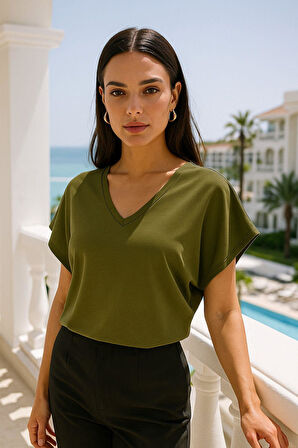 Kadın Haki Viskon Ön Arka V Yakalı T-shirt Yarasa Kol Relaxed Bluz