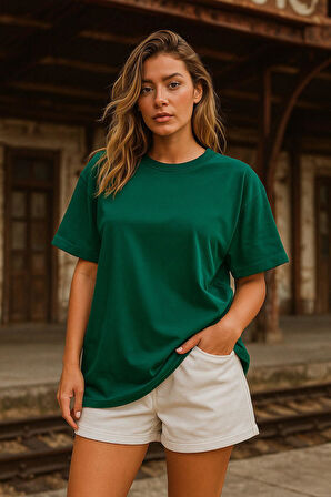 Kadın Yeşil %100 Pamuk Oversize Basic Tişört – Rahat Kalıp Relaxed Bisiklet Yaka T-Shirt