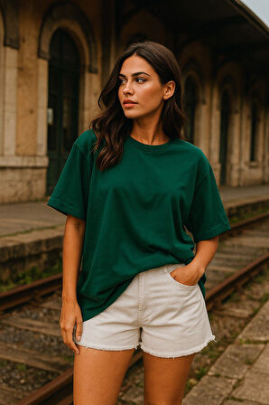 Kadın Yeşil %100 Pamuk Oversize Basic Tişört – Rahat Kalıp Relaxed Bisiklet Yaka T-Shirt