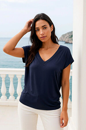 Kadın Koyu Lacivert Viskon Ön Arka V Yakalı T-shirt Yarasa Kol Relaxed Bluz