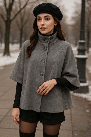 Kadın Gri Düğmeli Yaka Detaylı Panço