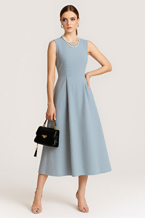 Kadın Açık Mavi Sıfır Kol Yuvarlak Yaka Elbise