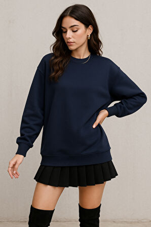 Kadın Lacivert Bisiklet Yaka Oversize Sweatshirt
