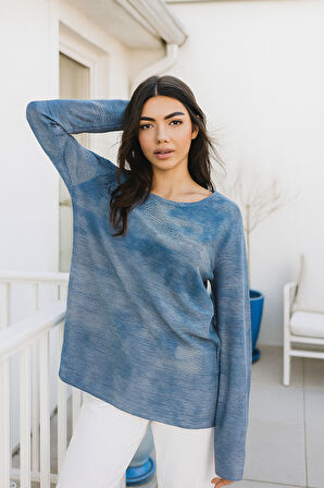 Kadın Açık Lacivert Desenli Bisiklet Yaka Uzun Kollu Bluz