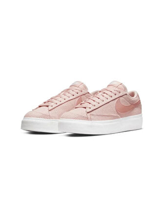 Nike Blazer Low Platform Essentials Kadın Günlük Ayakkabı