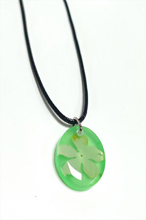 Kartopu Çiçeği Oval Epoksi Kolye