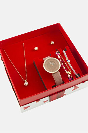 Kayışlı Kadın Kol Saati ve Takı Seti Kombini