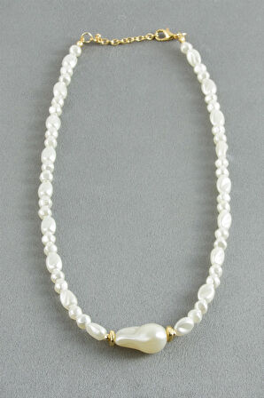 Oval Taşlı İnci  Kolye