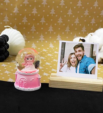 Sevimli Prenses Mini Işıklı Kar Küresi Ve Ahşap Fotoğraf Tutucu 