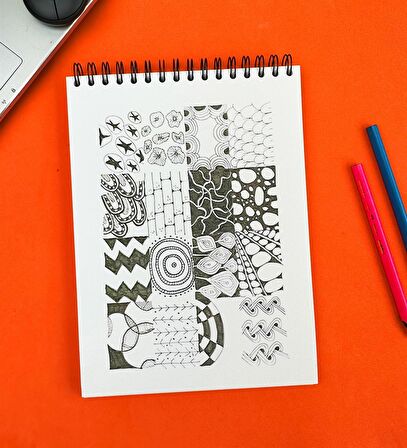 Sütü Çilekli 30x21Cm A4 Sketch Book - Eskiz Defteri - 270 Gr - 34 Yaprak