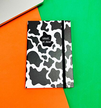 Halledilir Bir Şekilde Tasarımlı Lastikli Defter