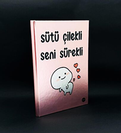 Metal Kapaklı Sütü Çilekli Tasarımlı Lastikli Defter