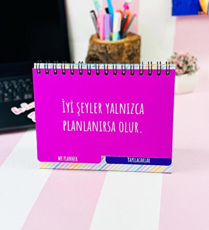 Küçük Bi Yıkıldım V2 Tasarımlı Yeni Nesil Masa Üsü Planner 2 Sayfa Sticker