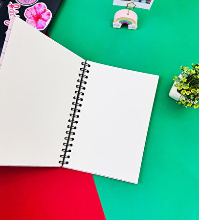 Panda Tasarımlı Spiralli Defter