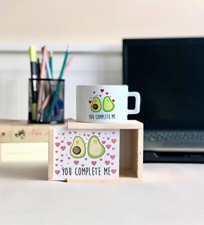 Beni Tamamlıyorsun Tasarımlı Ahşap Kutulu Kupa