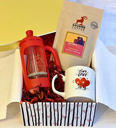 One Love French Press & Filtre Kahveli Sevgiliye Hediye Seti