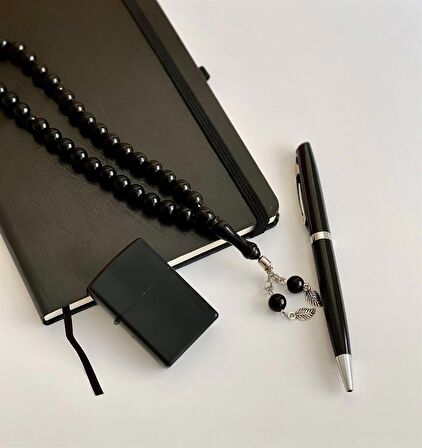 Siyah Deri Defter Benzinli Çakmak Siyah Tesbih ve Roller Tükenmez Kalem