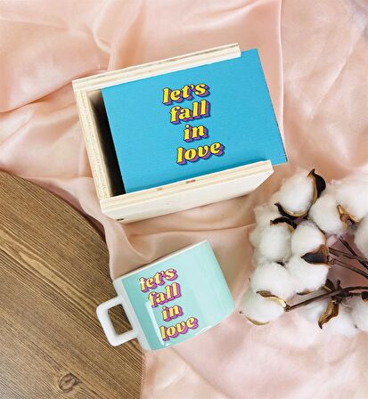 Let's Fall In Love Tasarımlı Kutulu Kupa