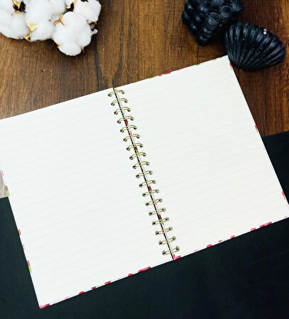 Panda Tasarımlı Çizgili Spiralli Defter