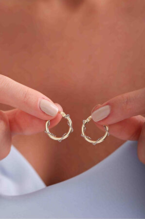 Sarmaşık Beyaz Altın Detaylı Orta Boy Halka Küpe