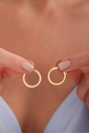 İtalyan Tasarım Halka Köşe Form Küpe