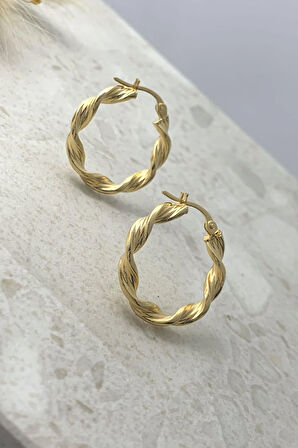 Italyan Tasarımlı Çizgili Burgu Desenli Küpe