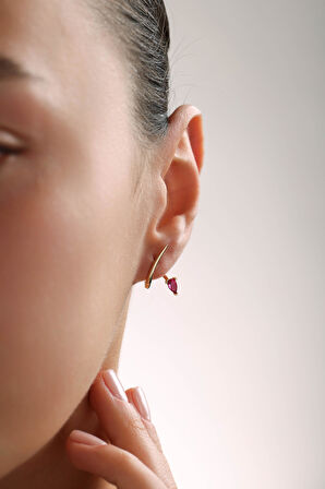 Ruby Taşlı Signature Küpe