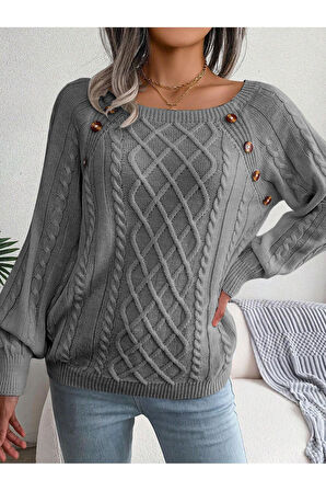 Kadın Kayık Yaka Saç Örgü Desenli Düğme Detaylı Gri Triko Kazak